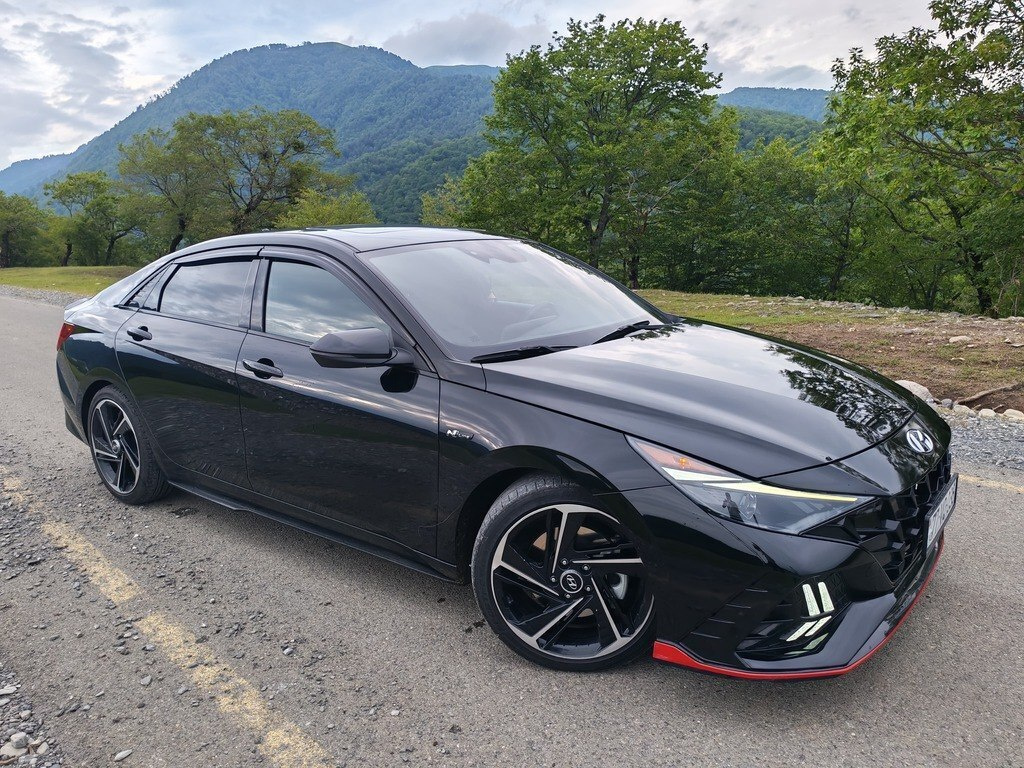 2023 Hyundai Elantra N Line, 1.6L, 86000km - Image 2