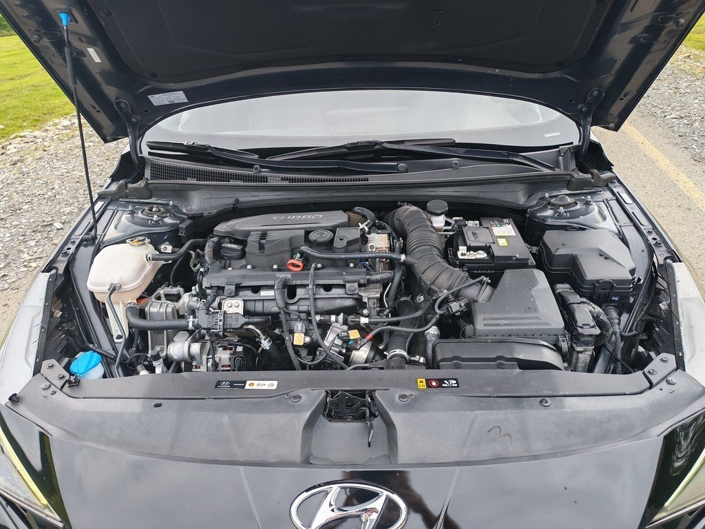 2023 Hyundai Elantra N Line, 1.6L, 86000km - Image 5
