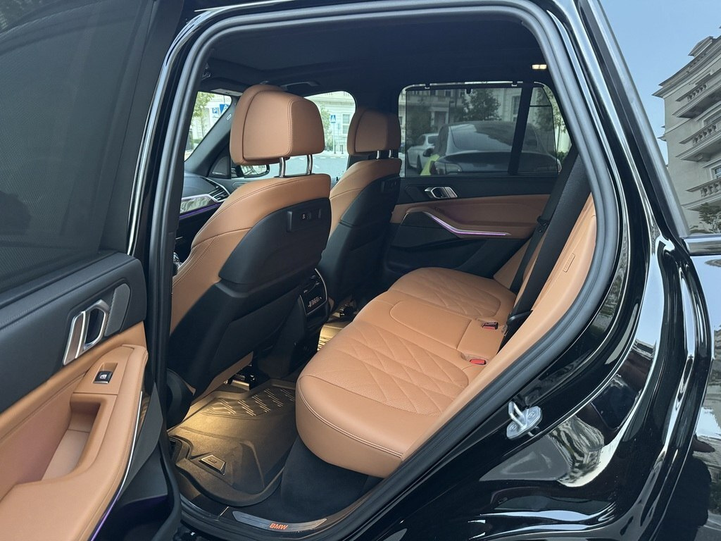 2023 BMW X5, 3.0L, 54000km - Image 6