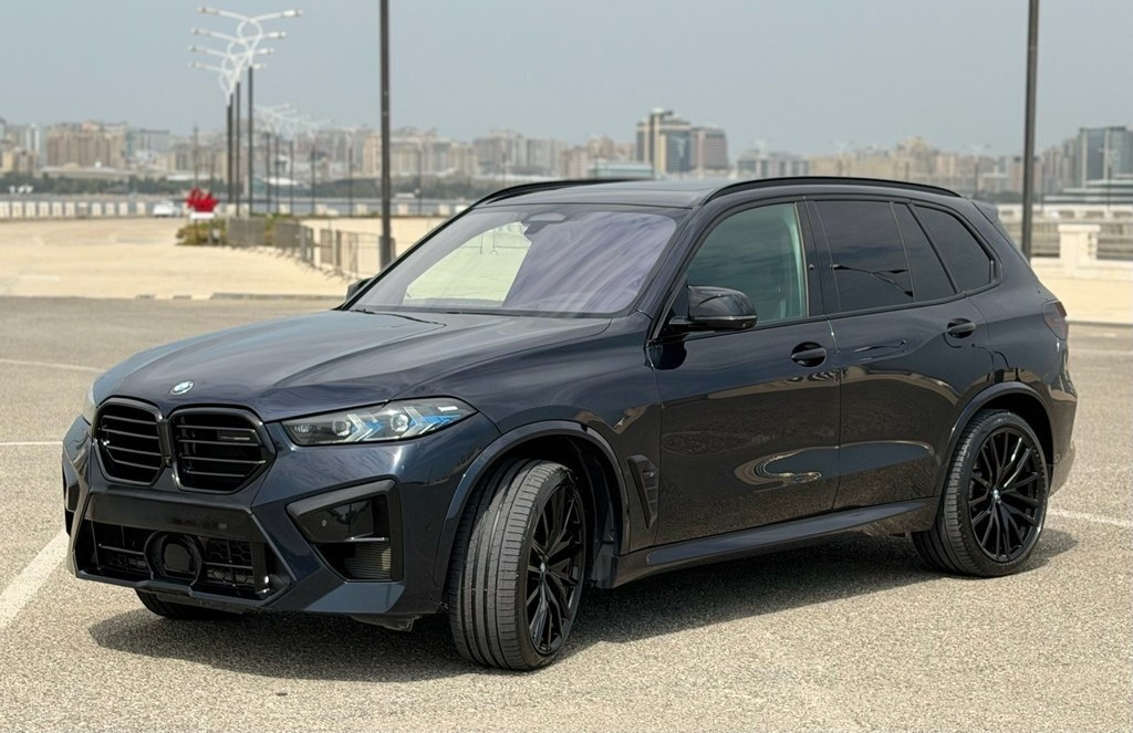 2020 BMW X5, 3.0L, 173000km - Image 2