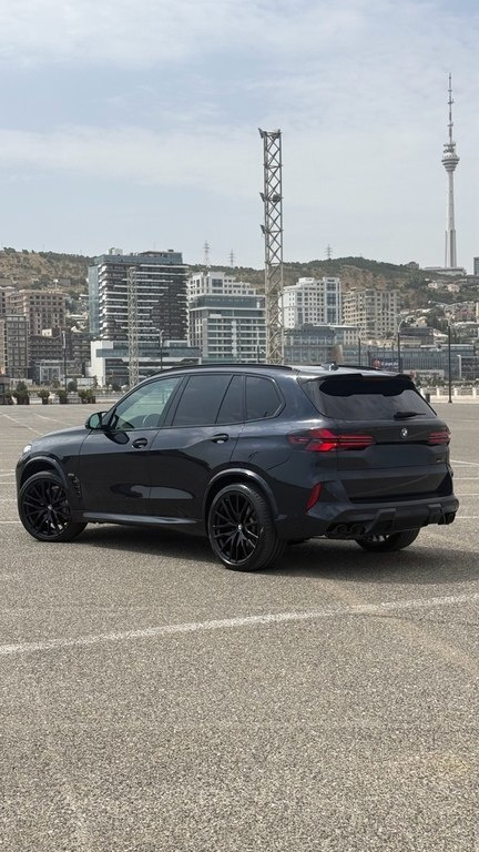 2020 BMW X5, 3.0L, 173000km - Image 3