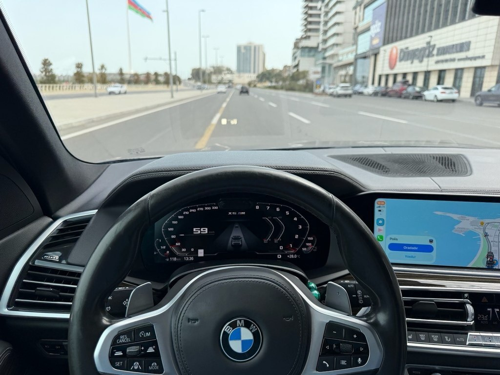 2020 BMW X5, 3.0L, 173000km - Image 10