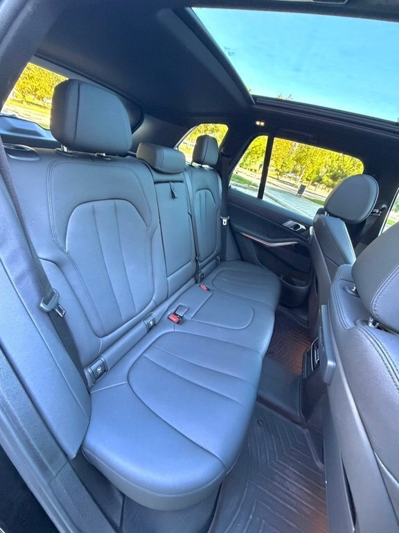 2020 BMW X5, 3.0L, 102000km - Image 13