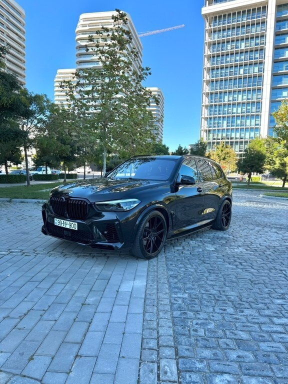 2020 BMW X5, 3.0L, 102000km - Image 3