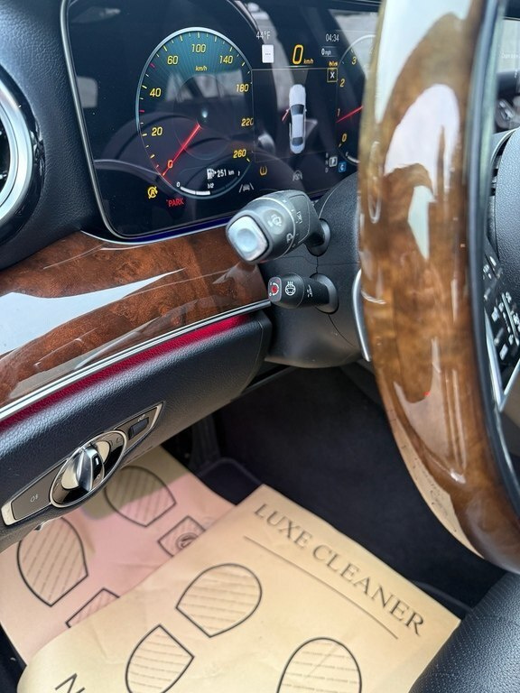 2022 Mercedes E 350, 2.0L, 91000km - Image 15