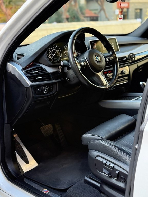 2017 BMW X5, 2.0L, 137500km - Image 11