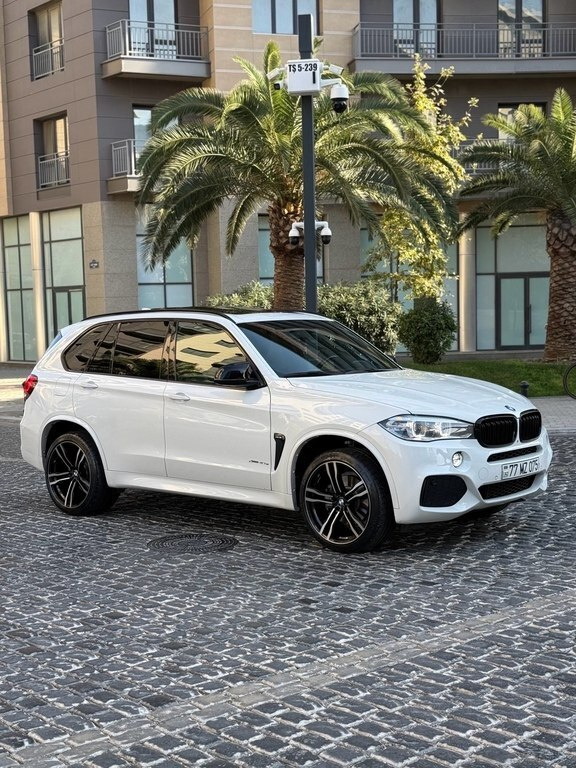 2017 BMW X5, 2.0L, 137500km - Image 6