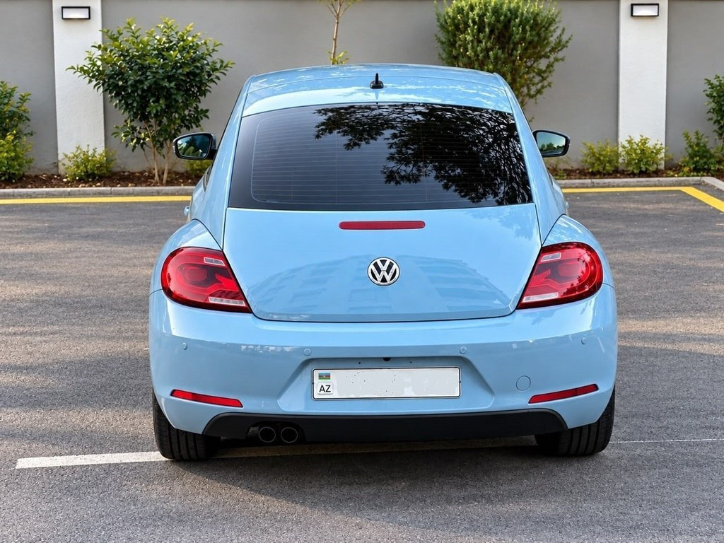 2013 Volkswagen Beetle, 2.5L, 97000km - Image 6