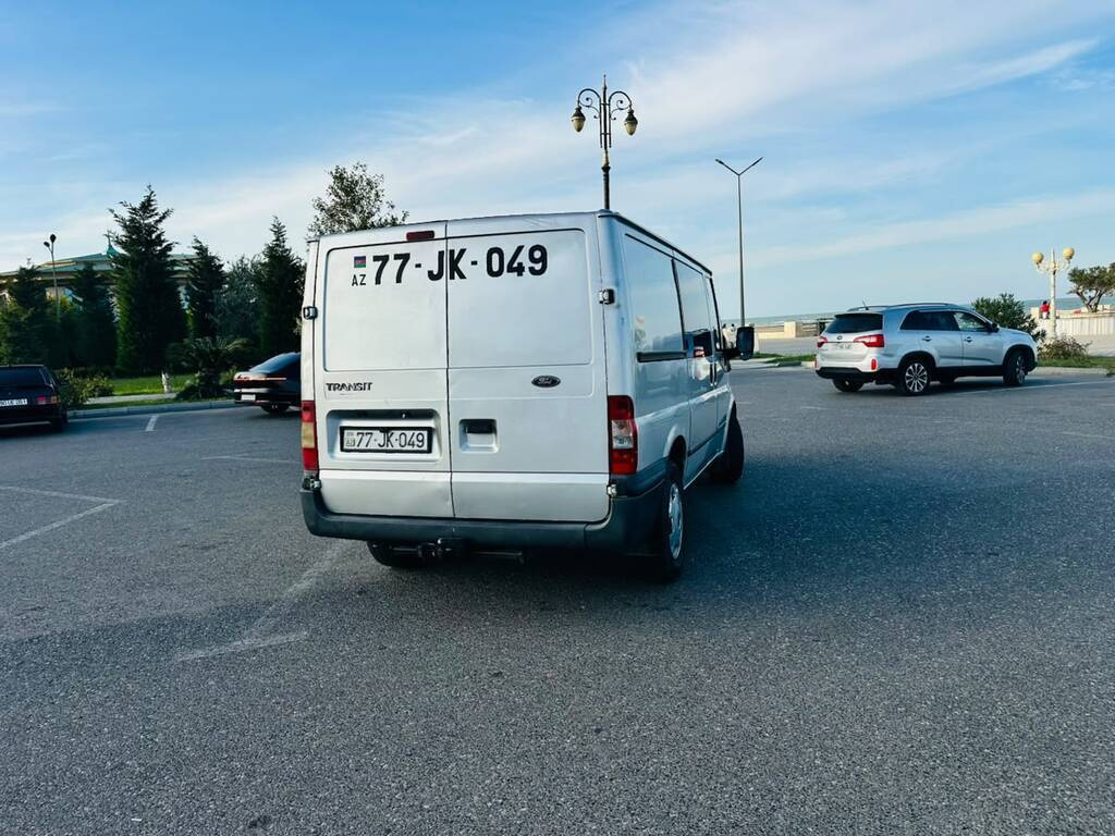 2011 Ford Transit, 2.2L, 296837km - Image 2