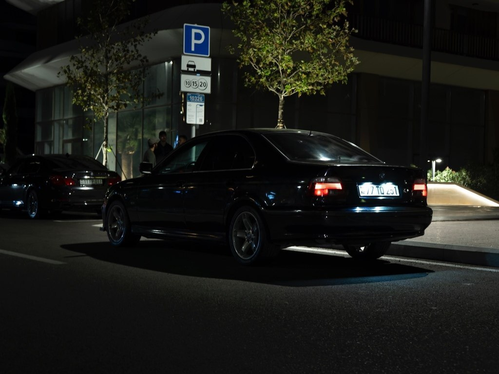 2000 BMW 528, 2.8L, 400000km - Image 11