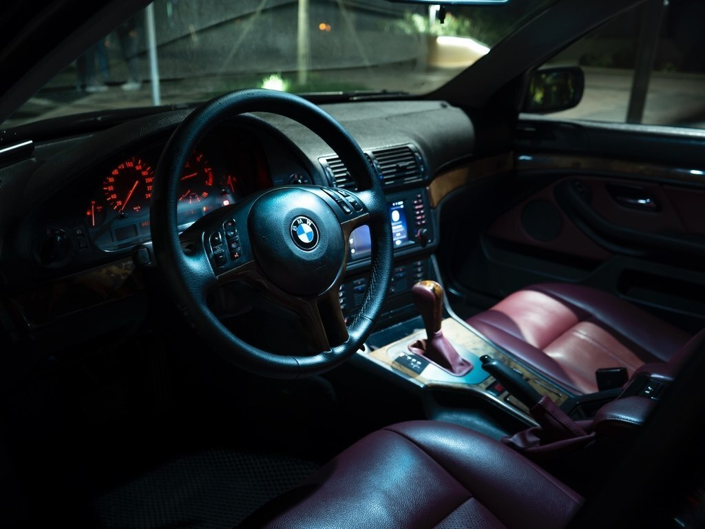 2000 BMW 528, 2.8L, 400000km - Image 13