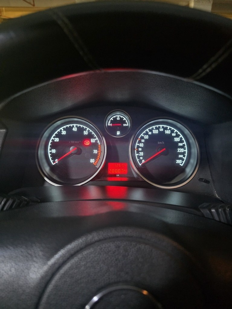 2005 Opel Astra, 1.4L, 288000km - Image 7