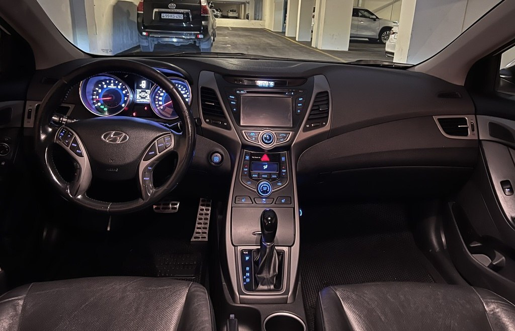 2014 Hyundai Elantra, 1.8L, 167424km - Image 18