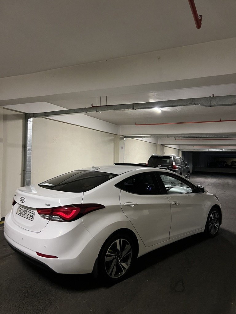 2014 Hyundai Elantra, 1.8L, 167424km - Image 6