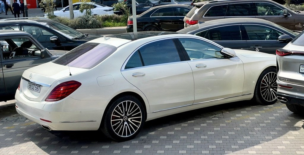 2016 Mercedes S 550 e, 3.0L, 163000km - Image 4