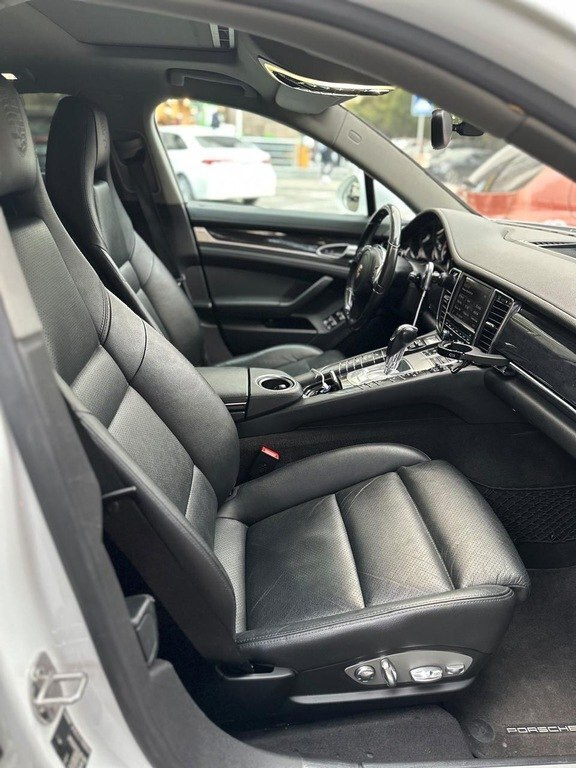 2013 Porsche Panamera 4S, 3.0L, 145000km - Image 7