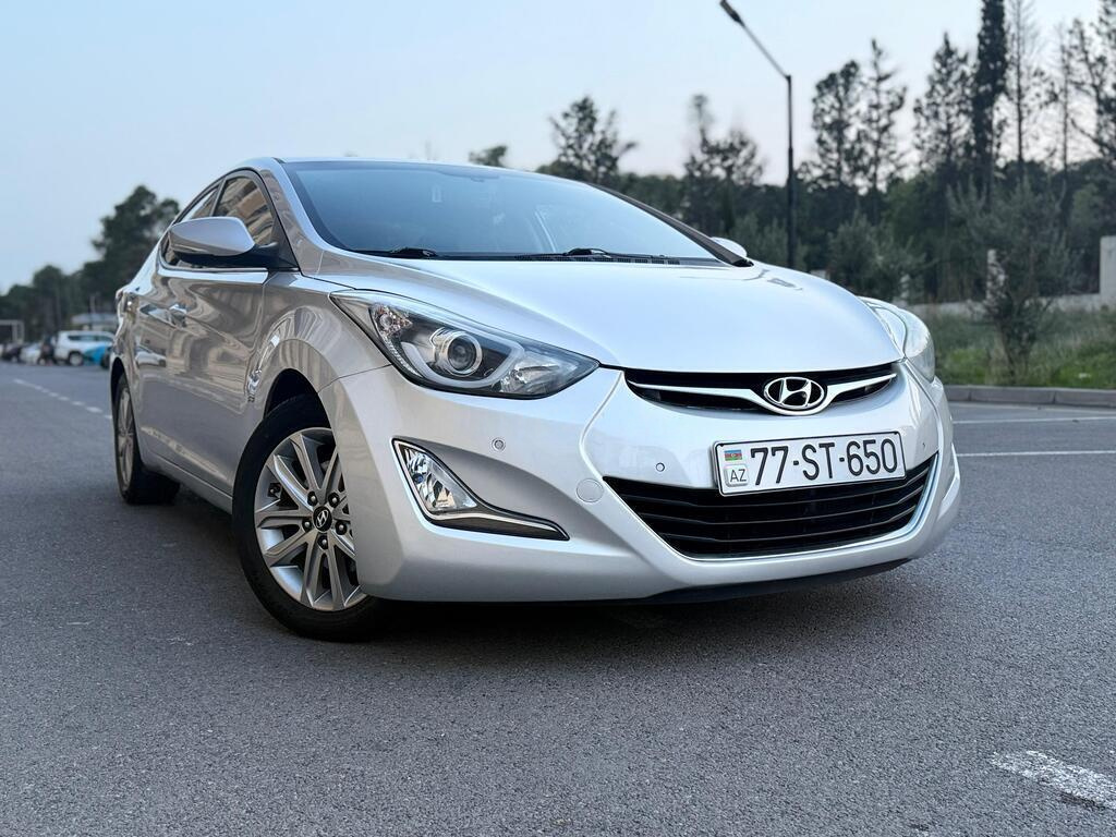 2015 Hyundai Avante, 1.6L, 260500km - Image 1