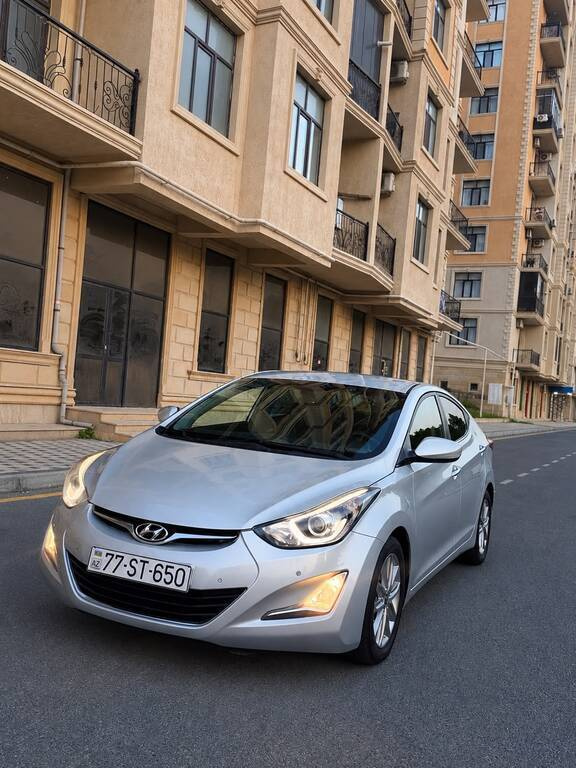 2015 Hyundai Avante, 1.6L, 260500km - Image 3