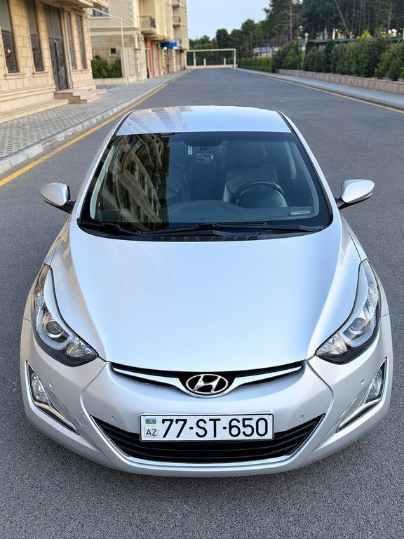 2015 Hyundai Avante, 1.6L, 260500km - Image 4