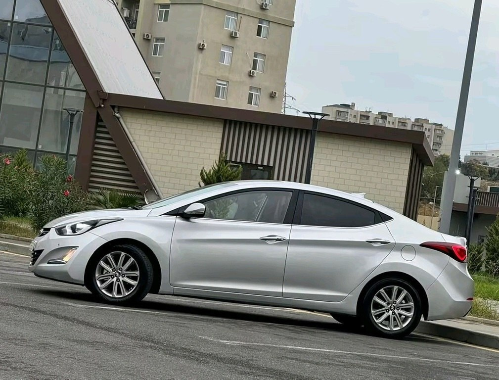 2015 Hyundai Avante, 1.6L, 260500km - Image 8