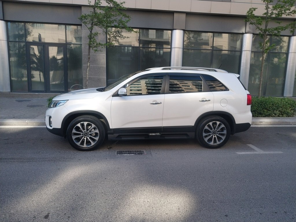 2013 Kia Sorento, 2.0L, 185000km - Image 7