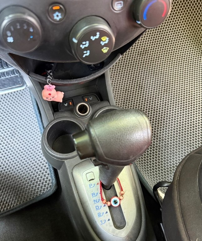 2013 Chevrolet Spark, 1.0L, 104000km - Image 15