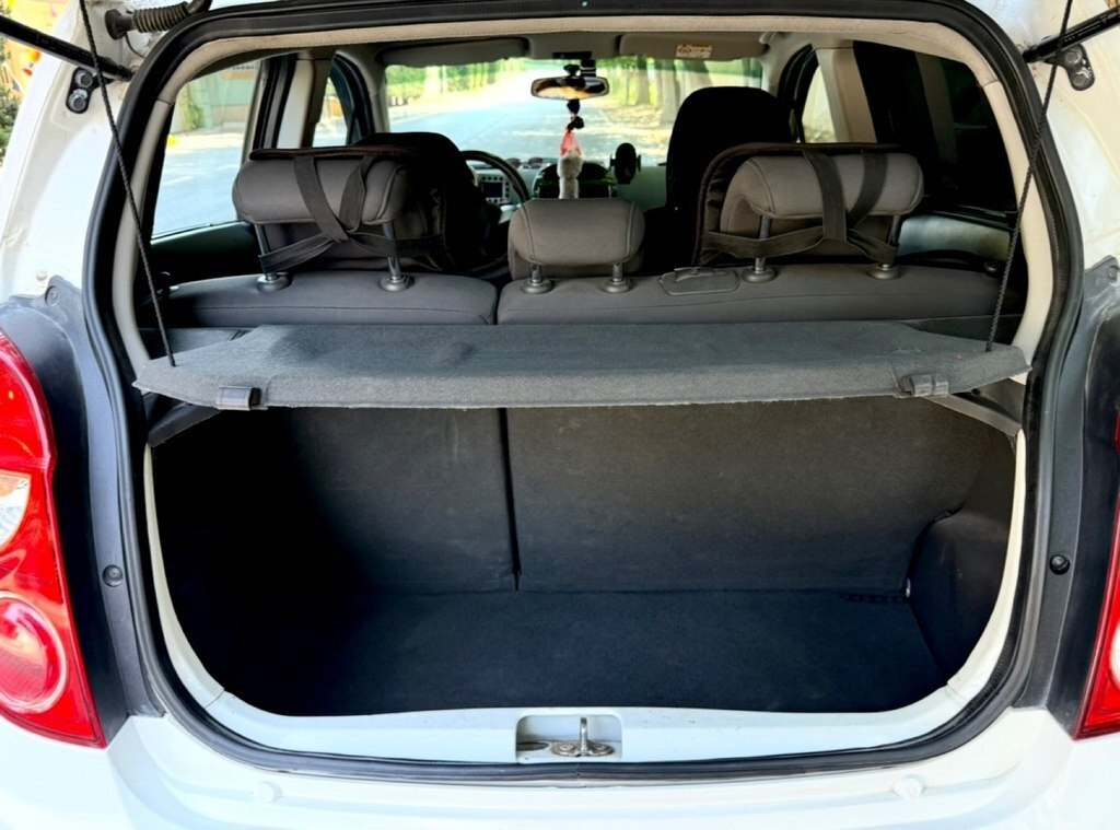 2013 Chevrolet Spark, 1.0L, 104000km - Image 9