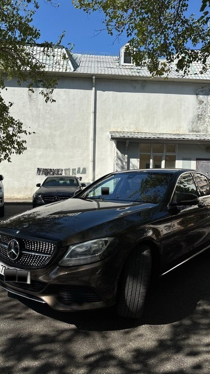 2014 Mercedes C 300, 2.0L, 226000km - Image 11