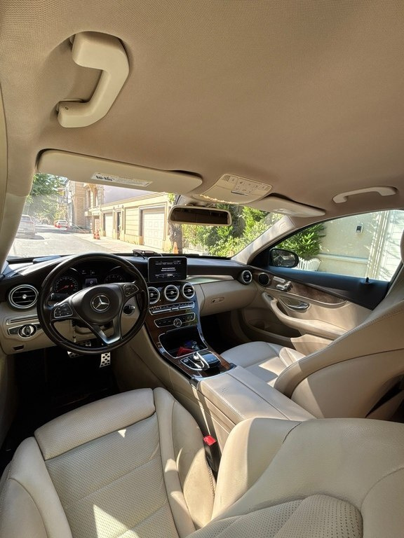 2014 Mercedes C 300, 2.0L, 226000km - Image 8