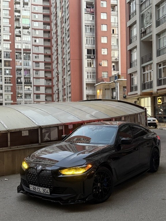 2023 BMW i4, 0.0L, 100000km - Image 3