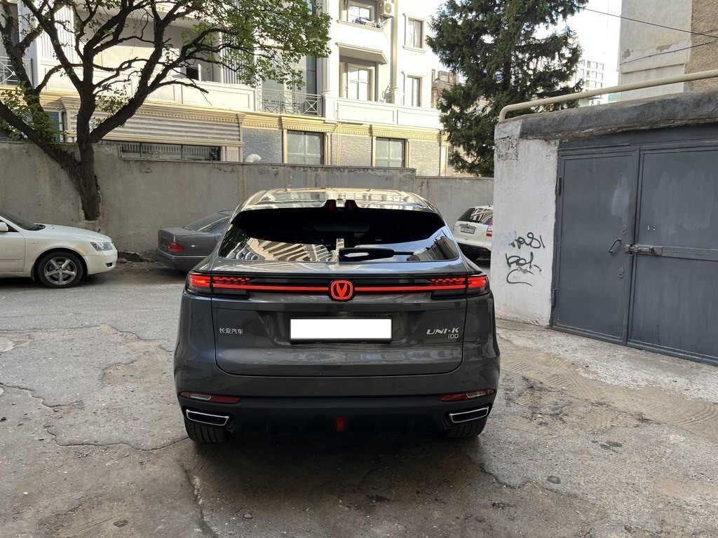 2023 Changan Uni-K iDD, 1.5L, 37000km - Image 4