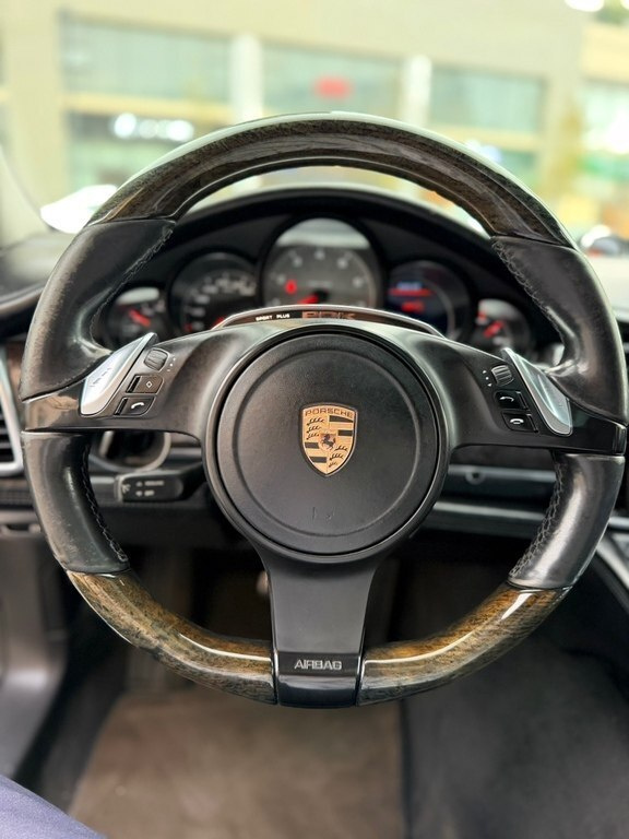 2011 Porsche Panamera GTS, 4.8L, 200000km - Image 20