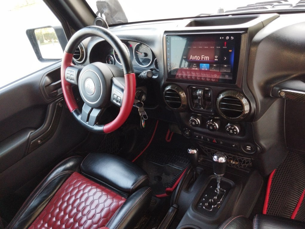 2013 Jeep Wrangler, 3.6L, 116600km - Image 7