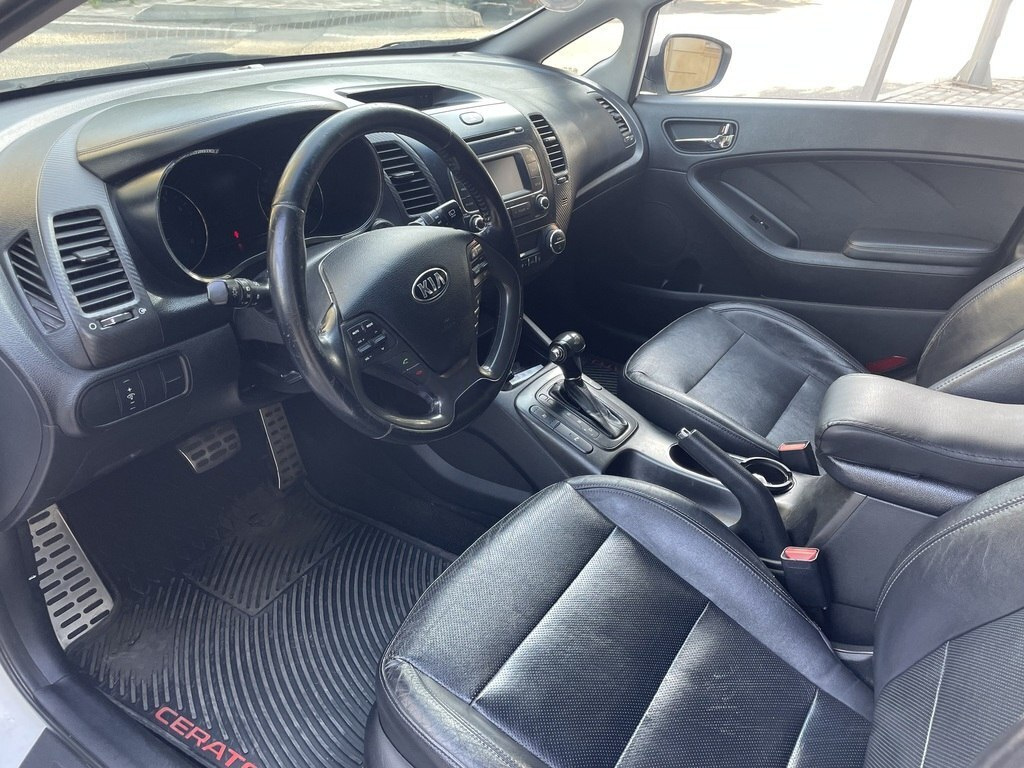 2013 Kia Cerato, 2.0L, 113600km - Image 6