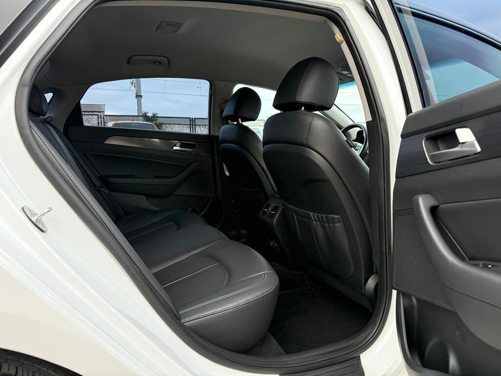2018 Hyundai Sonata, 2.0L, 150573km - Image 18