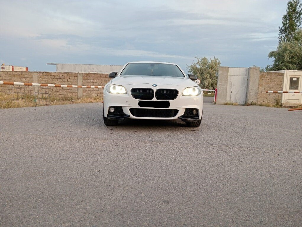 2012 BMW 528, 2.0L, 300000km - Image 13