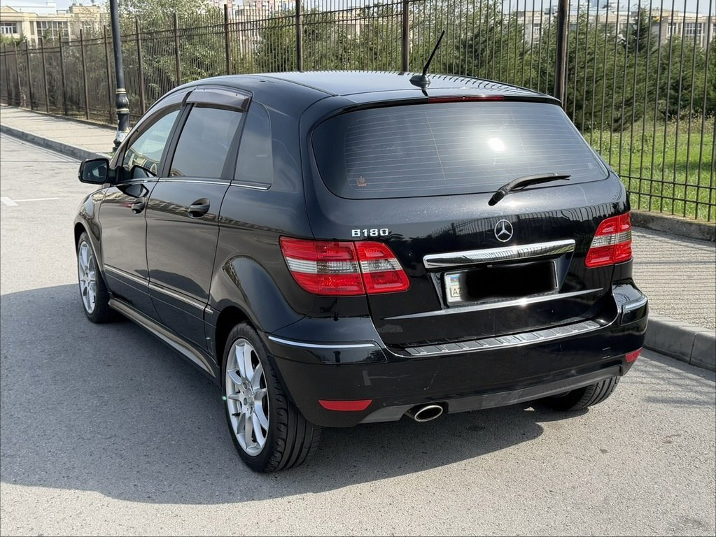 2009 Mercedes B 170, 1.7L, 134000km - Image 3
