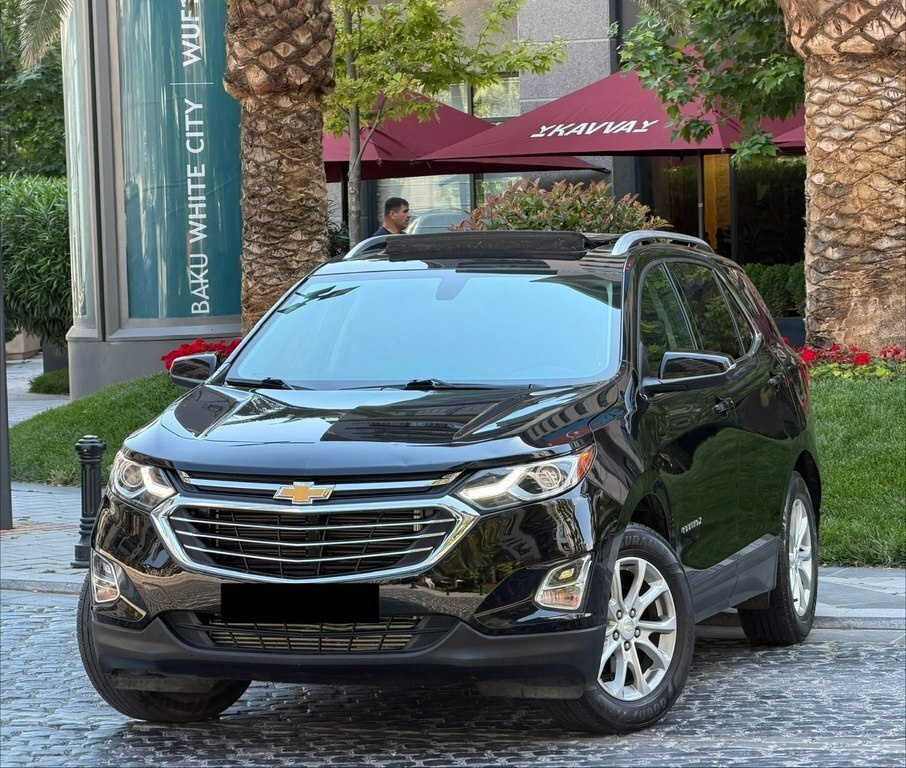 2018 Chevrolet Equinox, 1.5L, 130000km - Image 4