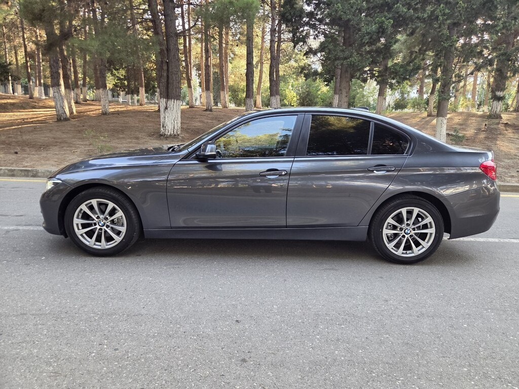 2018 BMW 320, 2.0L, 256000km - Image 3