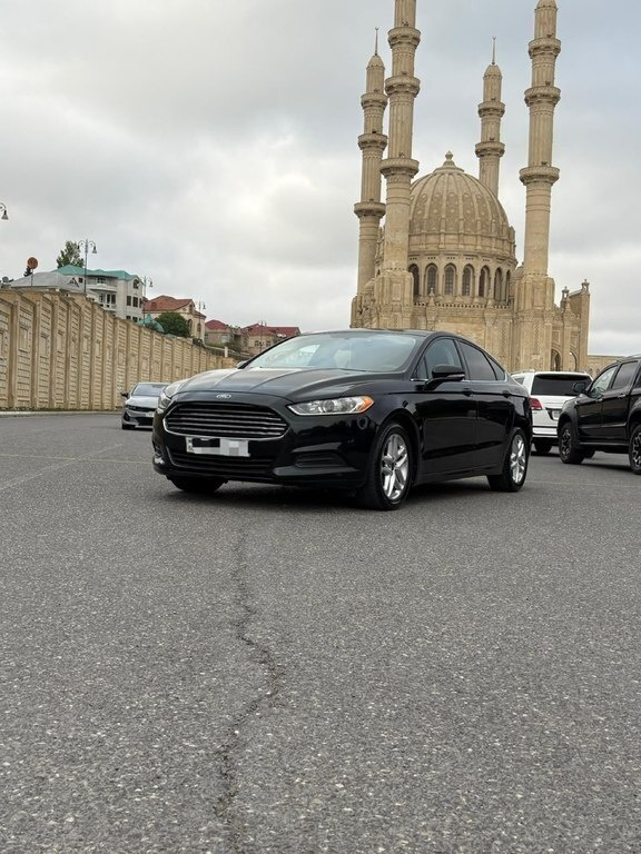 2014 Ford Fusion (North America), 2.0L, 291000km - Image 1