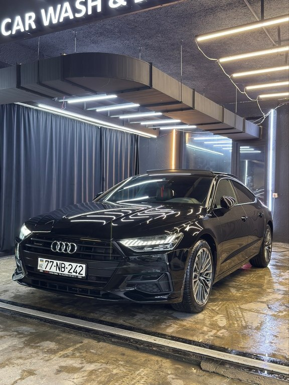 2021 Audi A7, 2.0L, 80000km - Image 3