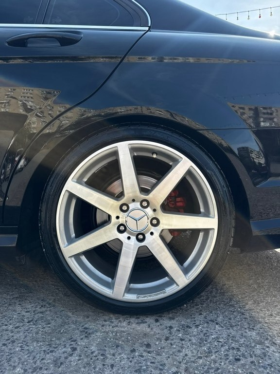 2010 Mercedes C 300, 3.0L, 318000km - Image 13
