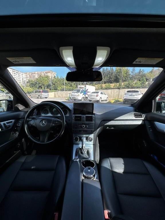 2010 Mercedes C 300, 3.0L, 318000km - Image 17