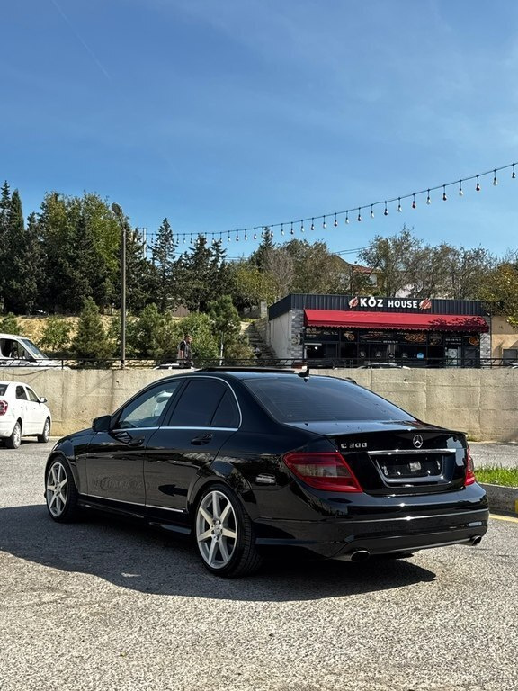 2010 Mercedes C 300, 3.0L, 318000km - Image 6