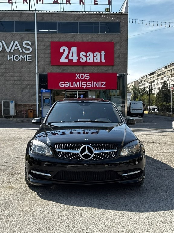 2010 Mercedes C 300, 3.0L, 318000km - Image 7