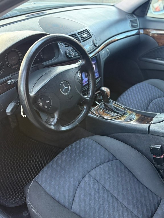 2006 Mercedes E 200, 2.2L, 310000km - Image 17