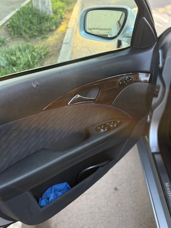 2006 Mercedes E 200, 2.2L, 310000km - Image 18