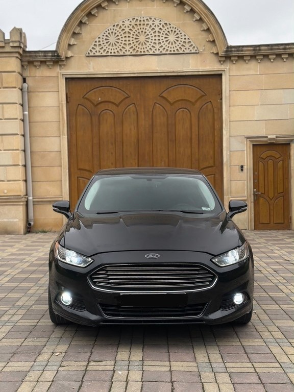 2014 Ford Fusion (North America), 1.5L, 274000km - Image 1