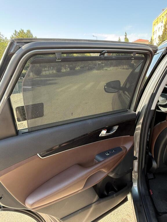 2016 Kia Sorento, 2.2L, 270000km - Image 8