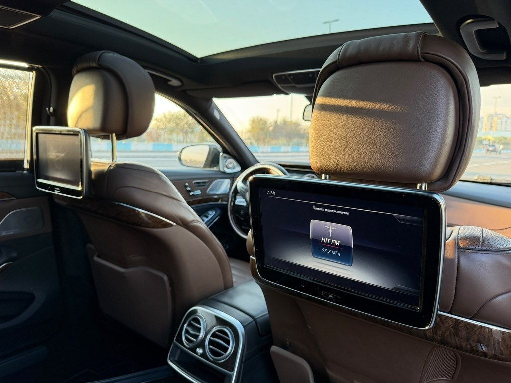 2014 Mercedes S 400, 3.0L, 185000km - Image 10